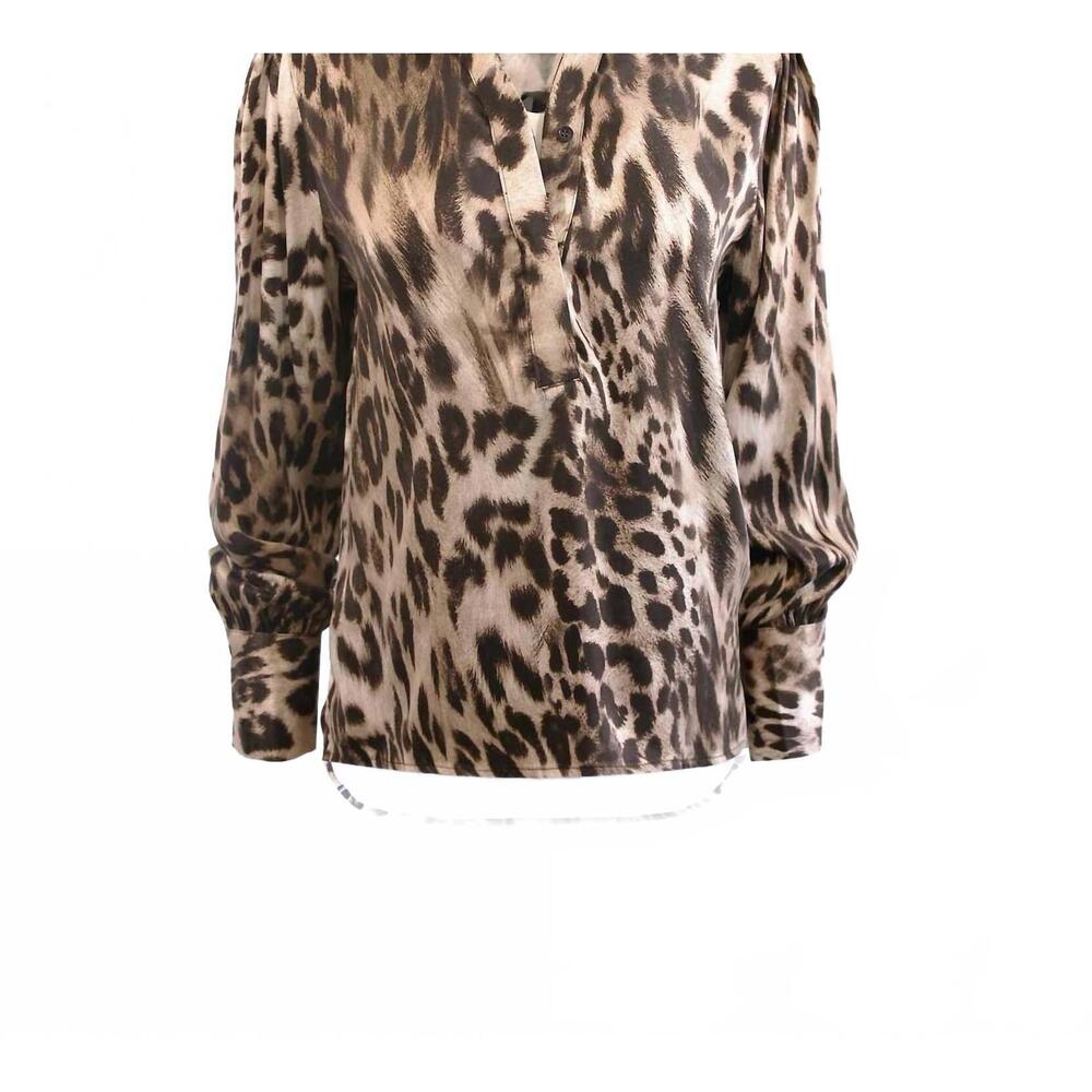 NEW THEO THE LABEL women's danae print henley shirt in leopard